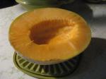 cantaloupe_cut