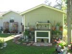 Potting Stand Area